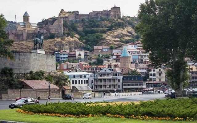 Hotel Mmg Tbilisi ภายนอก รูปภาพ